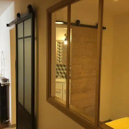 La Du Parc Apartment *